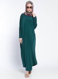 Yarasa Kollu Tesettür Elbise - Yeşil