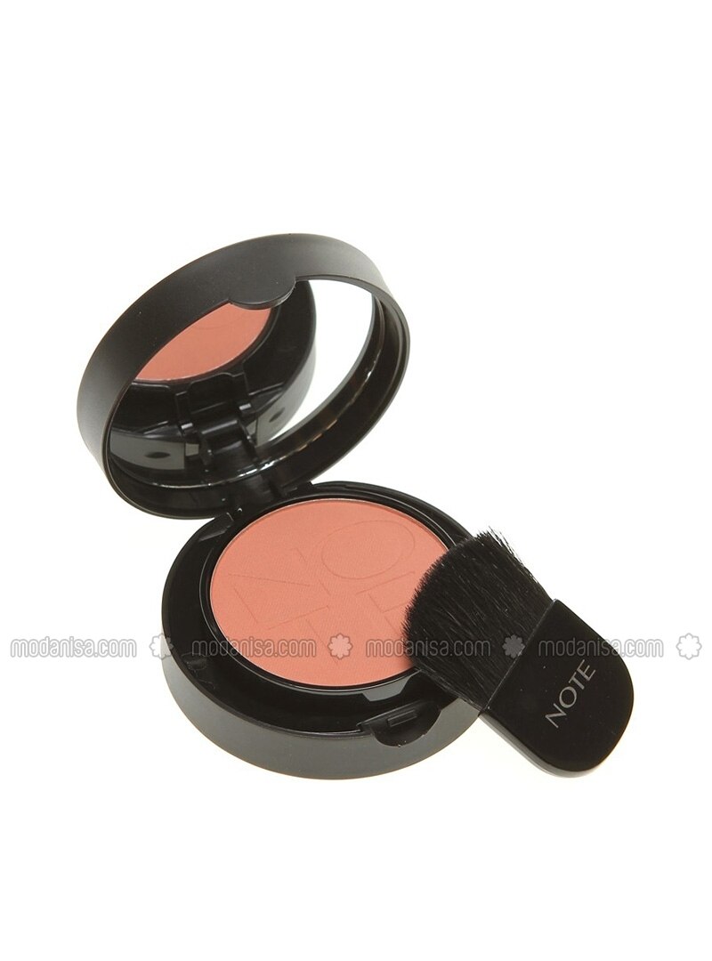 blush compact