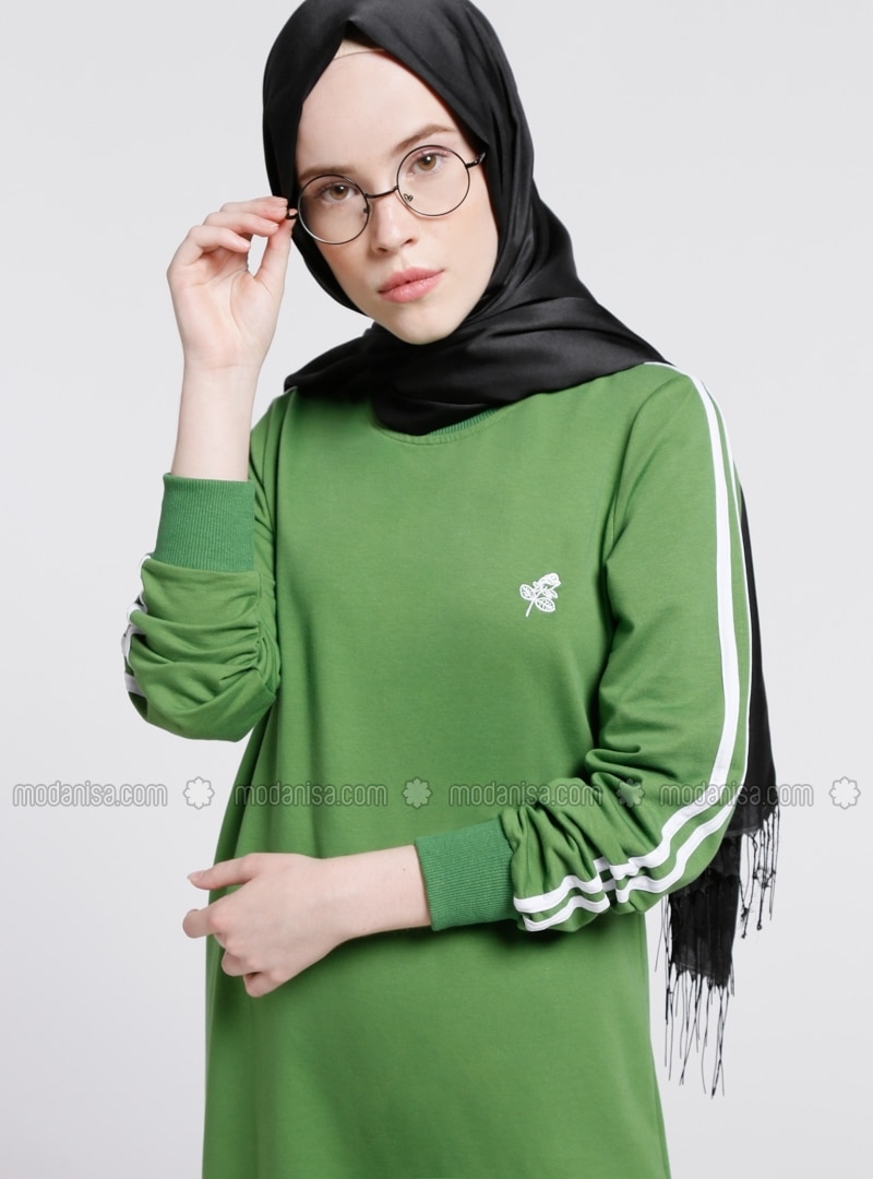 kollari cizgili sweatshirt yesil ekru