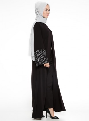 Silvery Abaya With Silvery Sleeves Black Silver