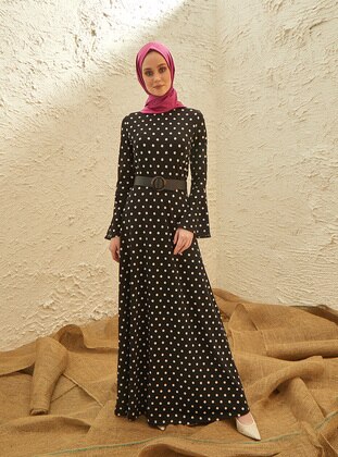 black polka dot dress outfit ideas