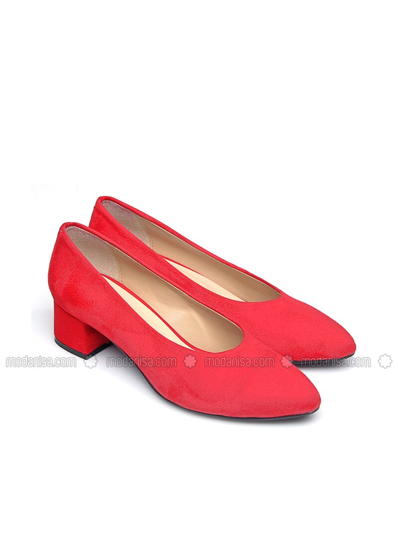 red high heel pumps