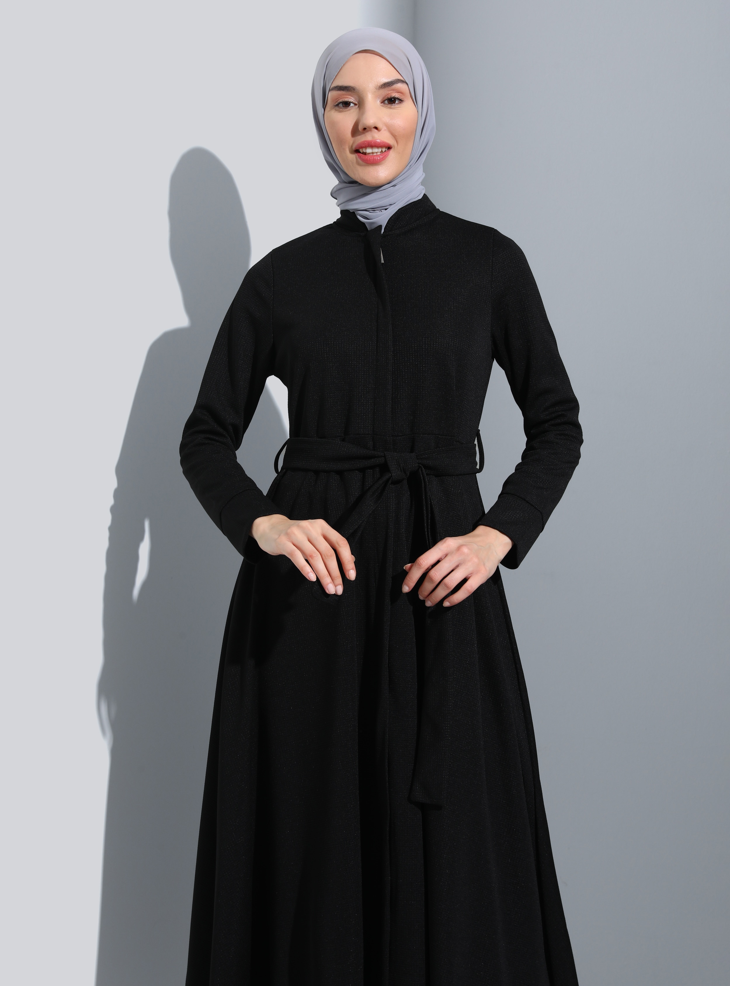 Black Zippered Abaya With Hidden Zipper