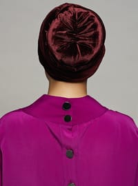 خمري - من لون واحد - حجابات جاهزة - Roza