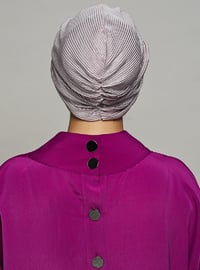 بودرة - من لون واحد - مذّهب - حجابات جاهزة - Roza