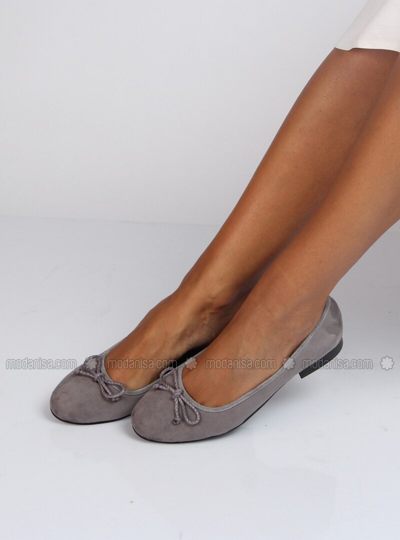 grey flat pumps