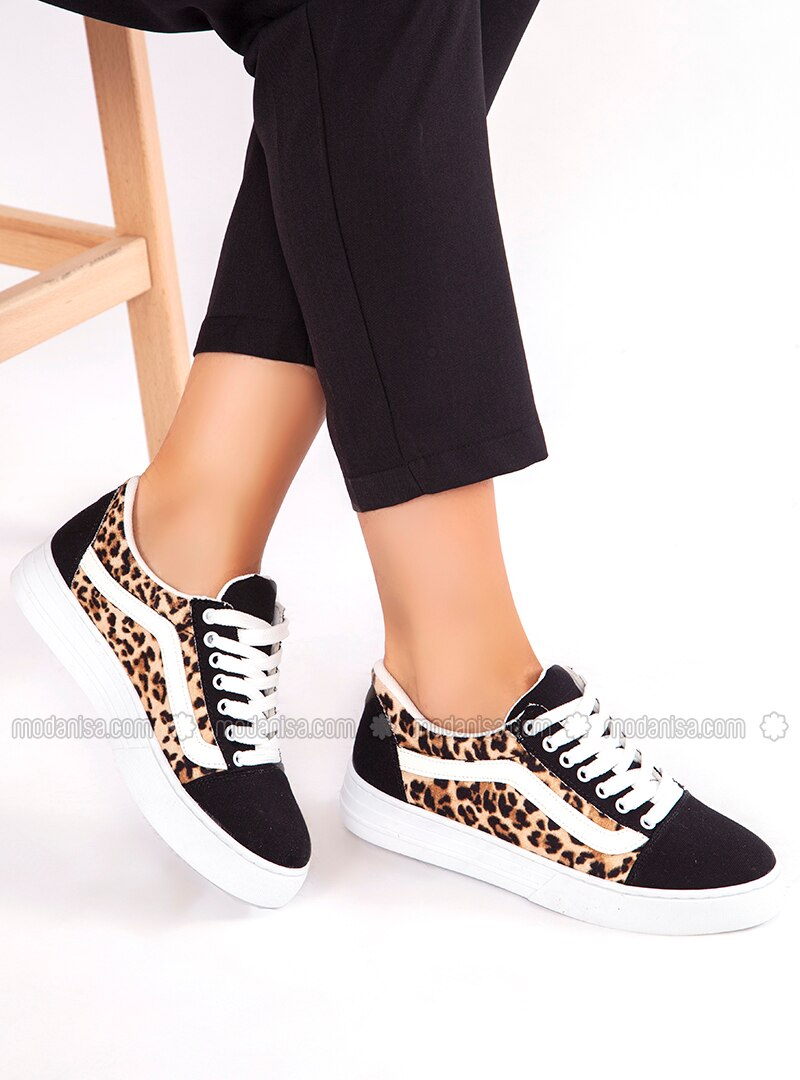 black leopard shoes