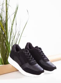 أسود - حذاء رياضي - أحذية رياضية