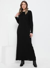 Siyah - Astarsız kumaş - Yuvarlak yakalı - Akrilik - Örme - Büyük Beden elbise