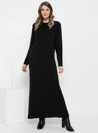 Siyah - Astarsız kumaş - Yuvarlak yakalı - Akrilik - Örme - Büyük Beden elbise