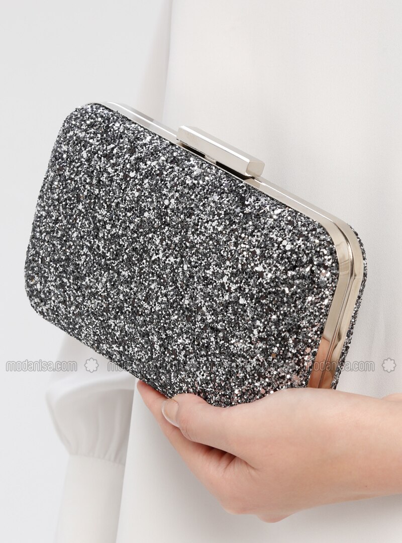 gray clutch purse