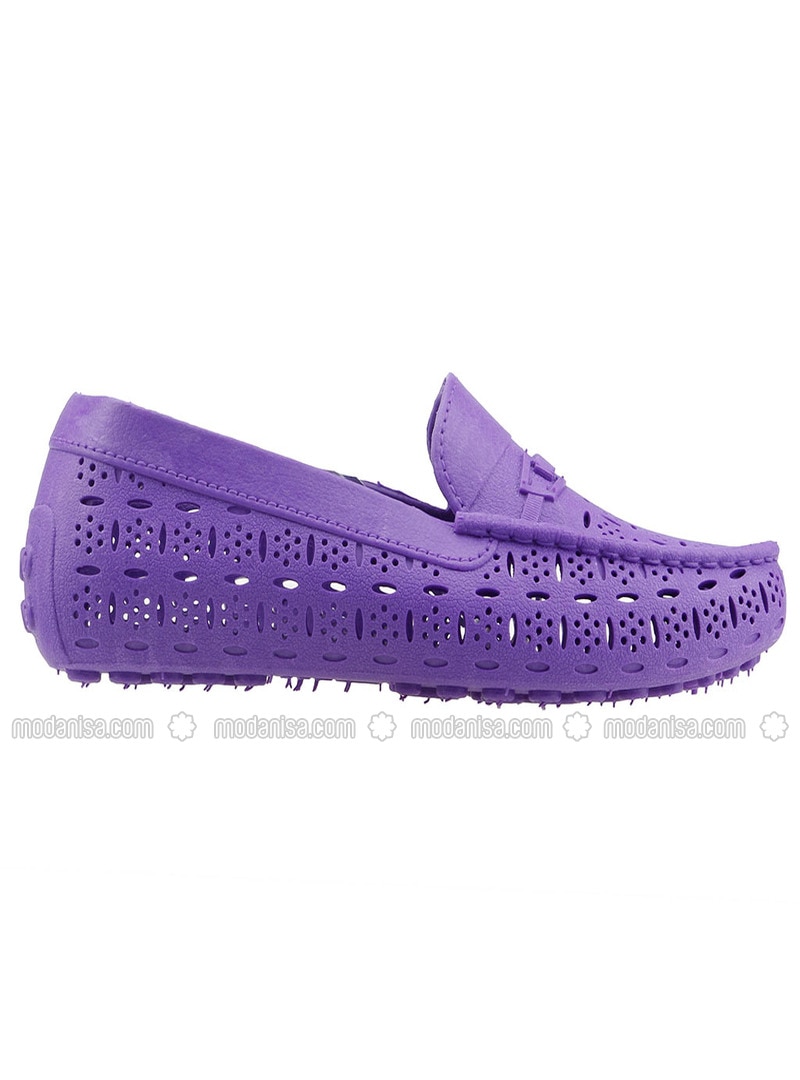 lavender colored shoes