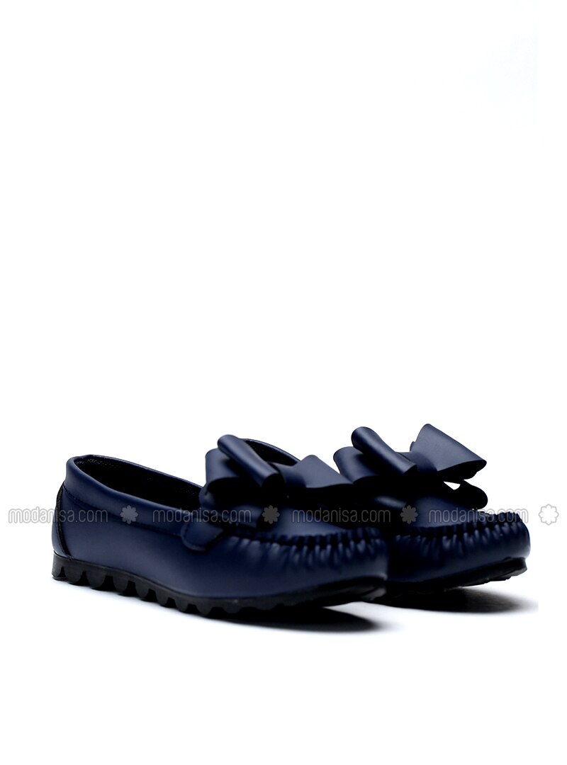 navy blue flat shoes