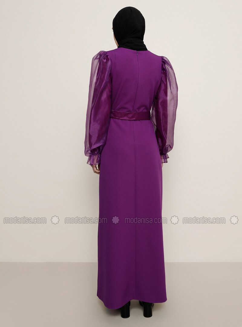 Hitam Bergaris Kerah Oblong Dress Pesta Muslimah