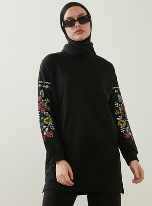 Long Sweatshirt With Flower Patterned Sleeves Black