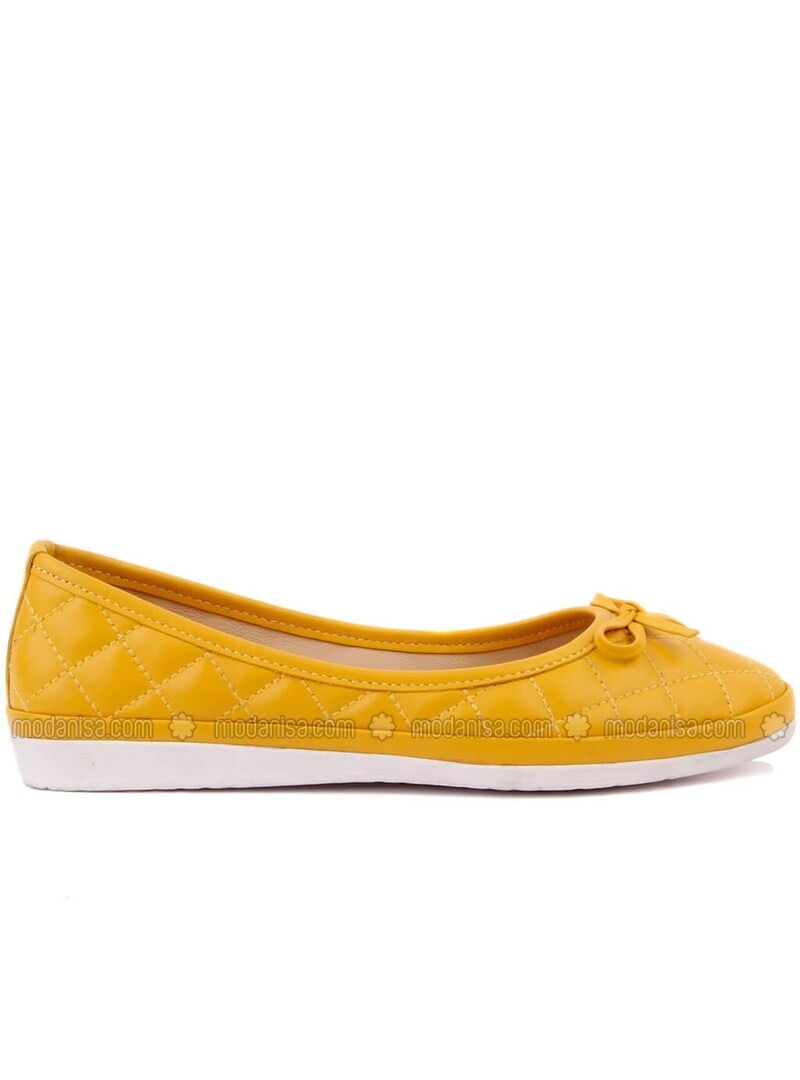 Mustard - Shoes