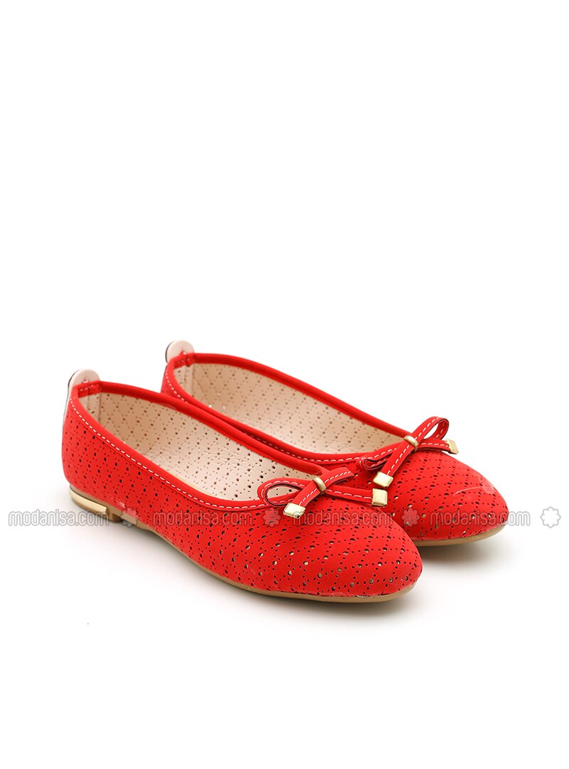 red flat dress shoes