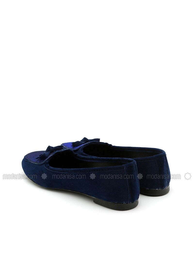 navy blue flat shoes