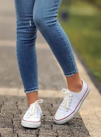 Casual Shoes White