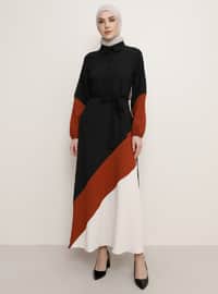 Garni Dress - Black Tile Beige