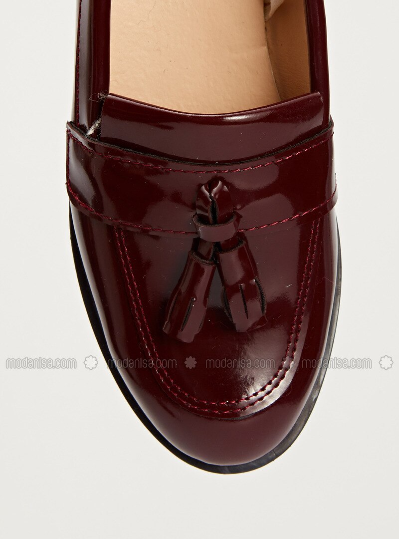 girls maroon shoes