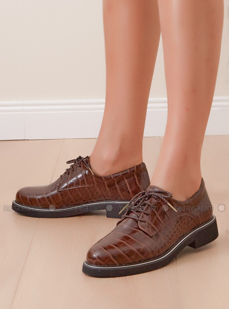 tan colour casual shoes