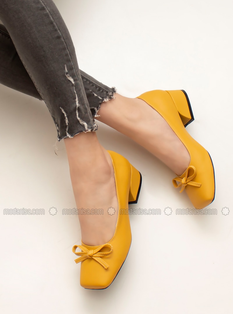 yellow shoes flats