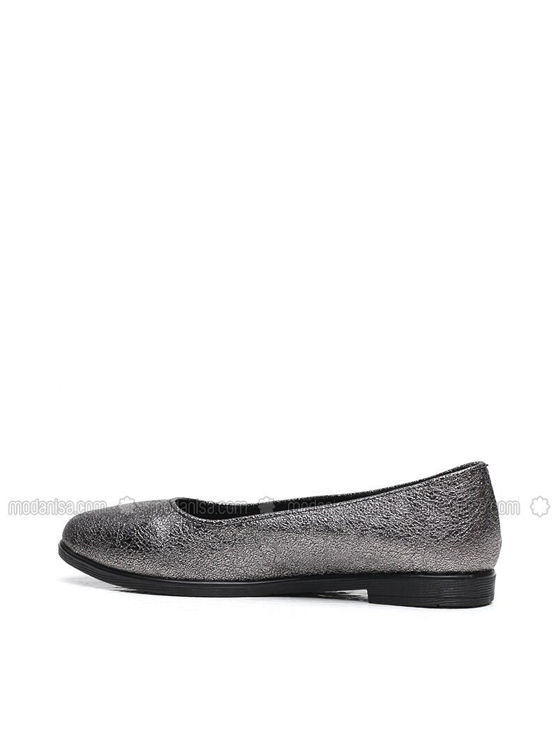 silver flat shoes