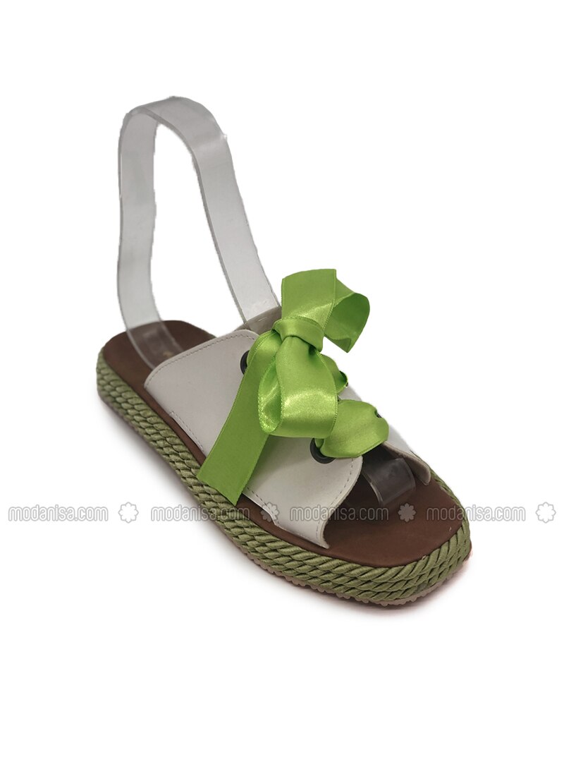 sandal slippers