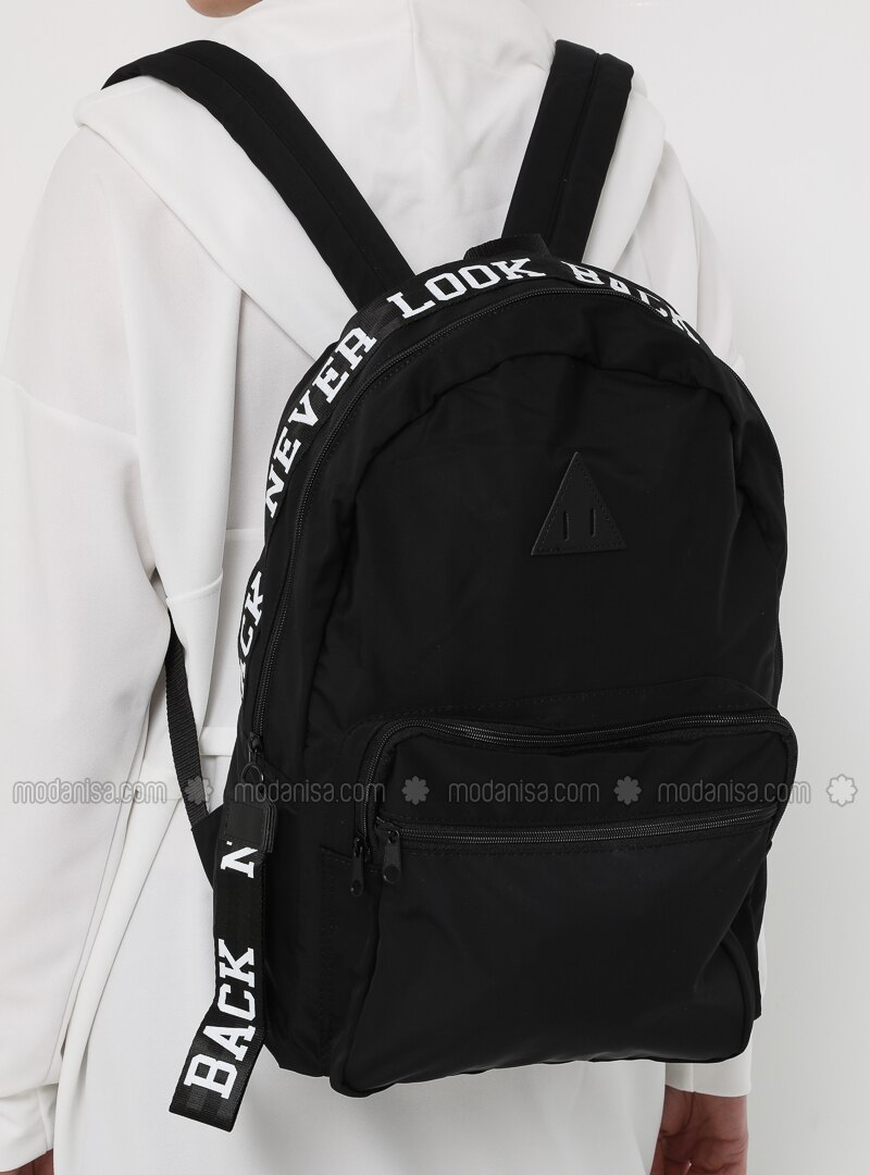 black backpack outfit