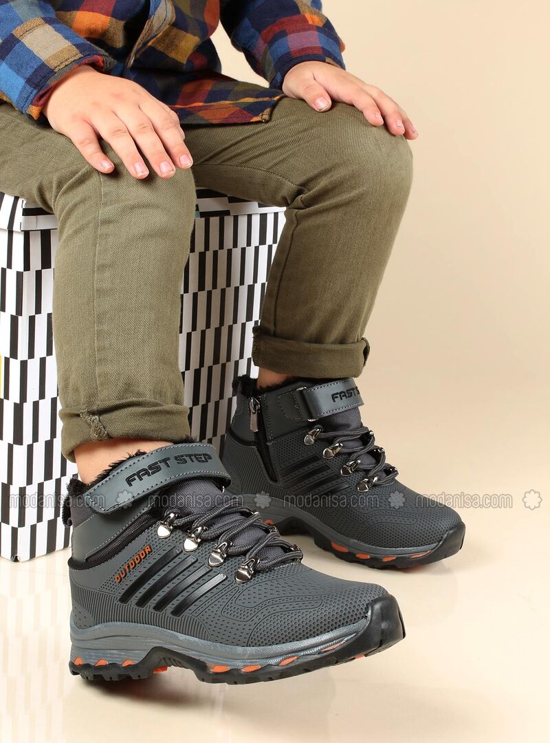 stylish boots for boys