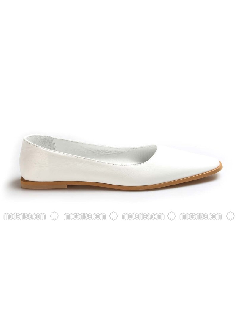 dressy white flat shoes