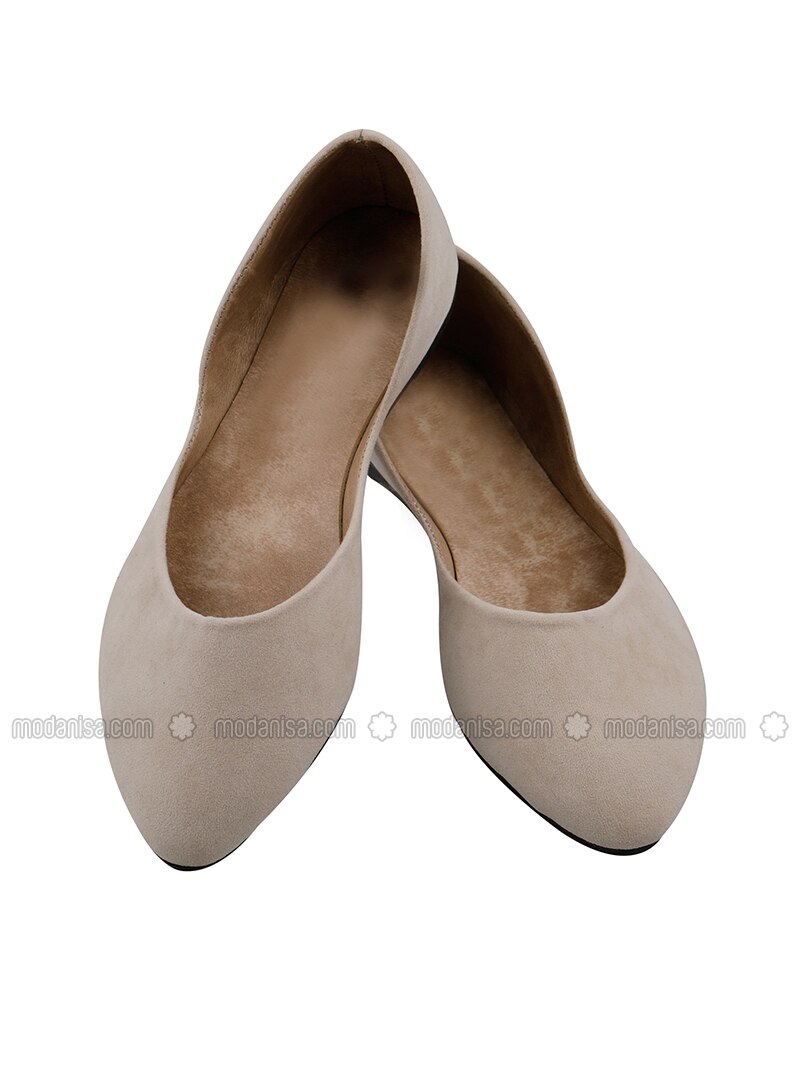 cream flat shoes