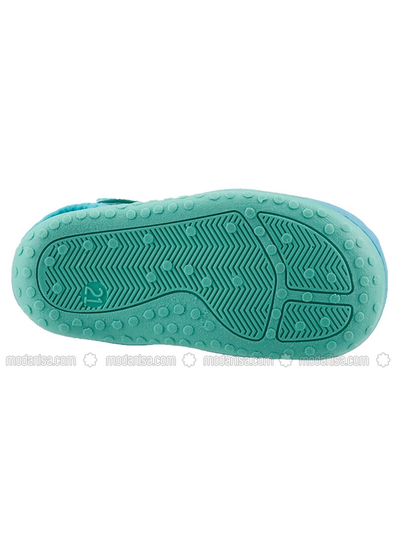 boys teal shoes