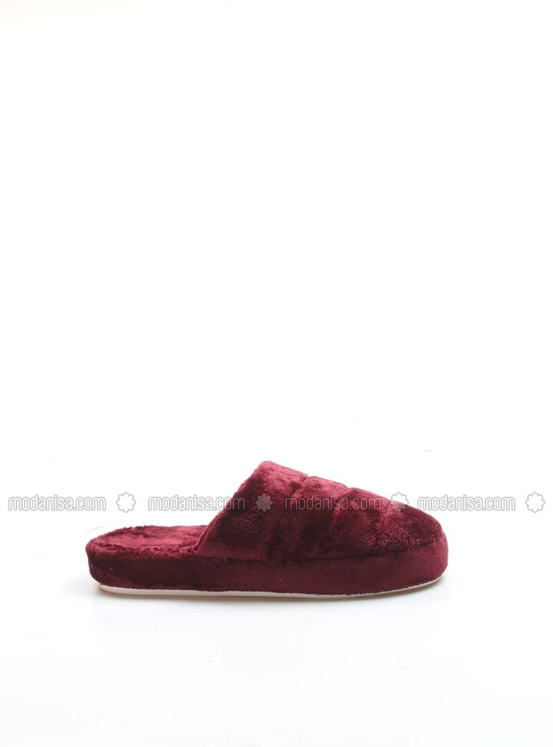 maroon slippers