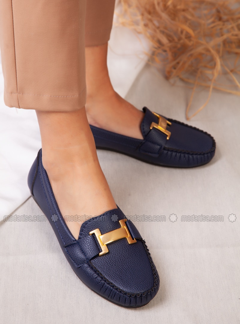 navy blue casual shoes