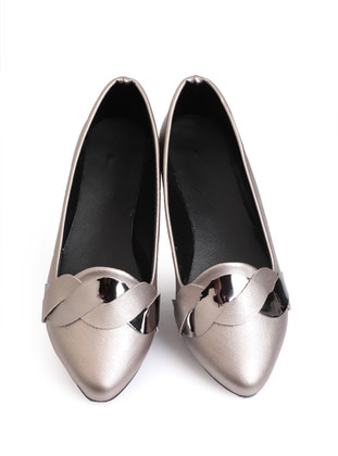 Gray - Flat - Flat Shoes - Laurel Shoes