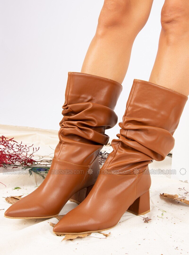 the fox tan boots