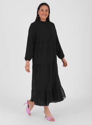 Plus Size Voluminous Layered Chiffon Dress Black