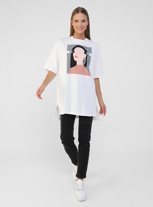 Roza Jo X Benin Girl Print Comfortable T-Shirt