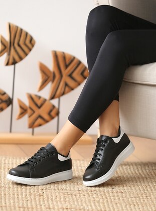 White - Black - Sport - Sports Shoes - Pembe Potin