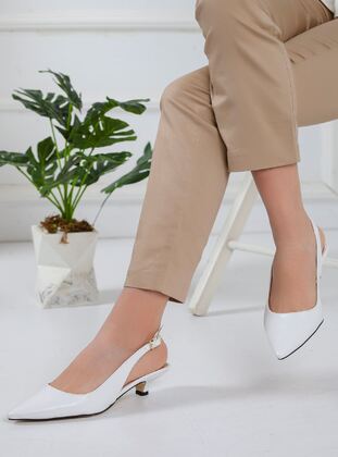 White - Heels - Ayakkabı Frekansı
