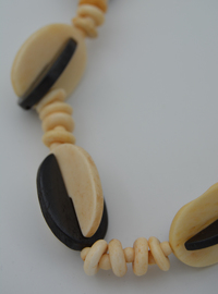 Collier en Os Multicolore