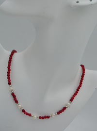 Red Stone and Pearl Necklace Multi Color