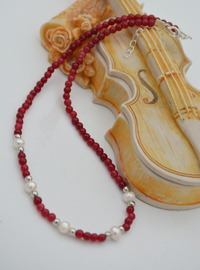 Red Stone and Pearl Necklace Multi Color