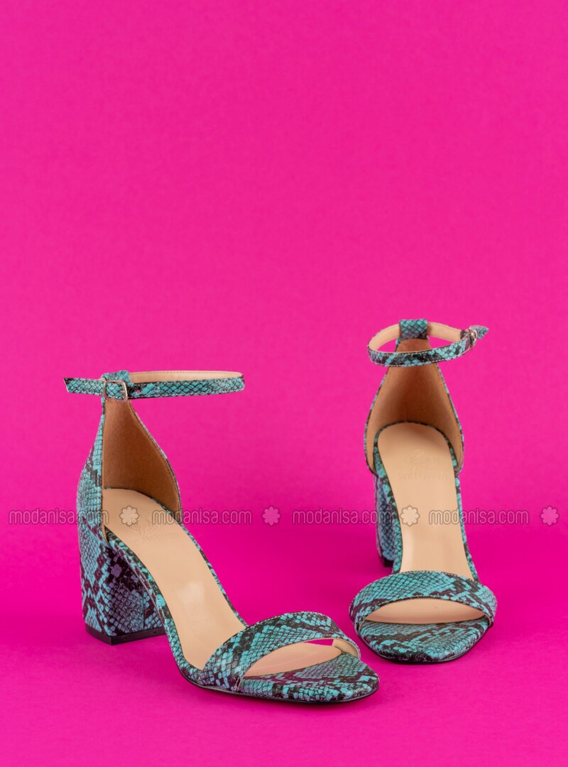 turquoise heels