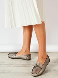  Silver Flat Shoes