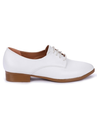 White - Flat Shoes - Ayakland