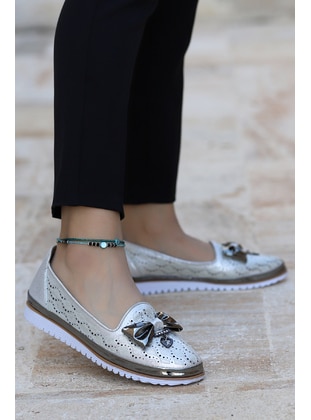 Silver tone - Flat Shoes - Ayakland