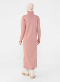 - Unlined - Polo neck - Knit Dresses